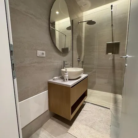 Appartement Modern Oasis - 5-min Walk To *