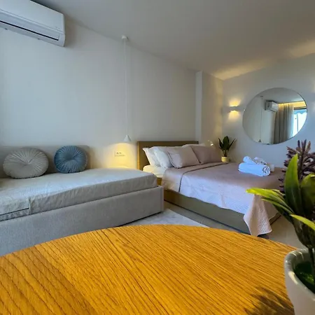 Modern Oasis - 5-min Walk To Golem (Tirana)